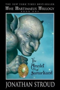See the amulet in the gargoyle's hand?